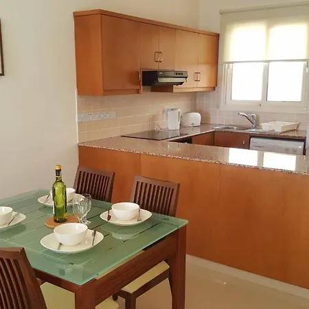 아파트 B101 Paschali Hills, 페이야