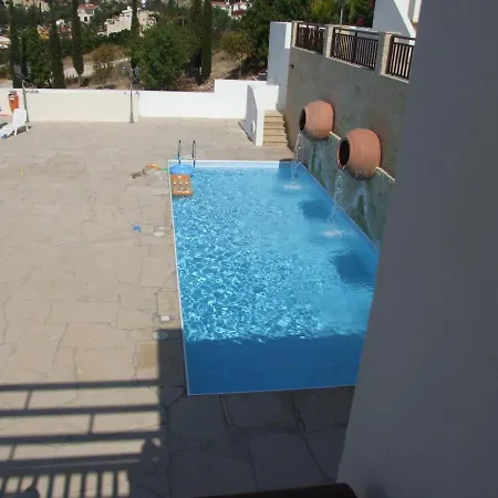 B101 Paschali Hills, * Peyia